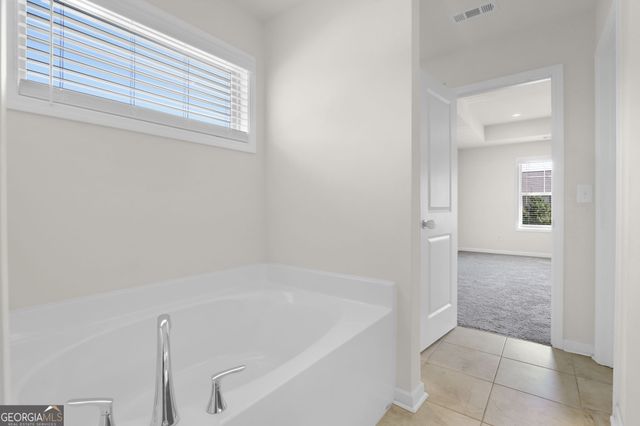 232 Cashes Drive, Lilburn, GA 30047