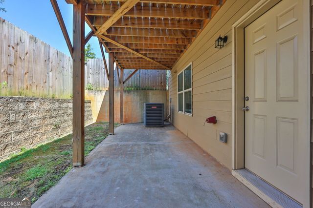 232 Cashes Drive, Lilburn, GA 30047