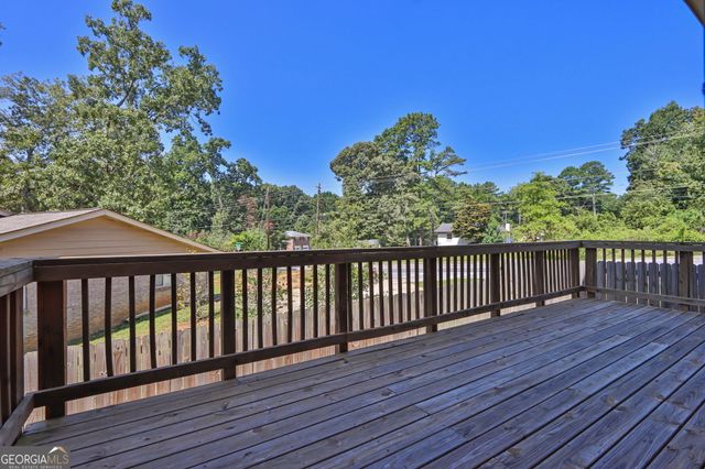 232 Cashes Drive, Lilburn, GA 30047