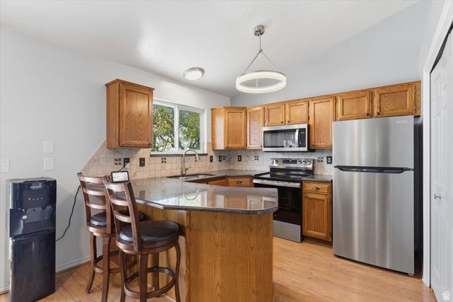 2144 E 3000 N, Layton, UT 84040