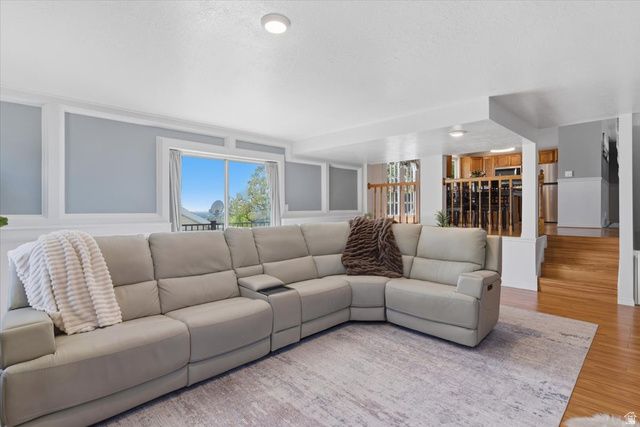 2144 E 3000 N, Layton, UT 84040