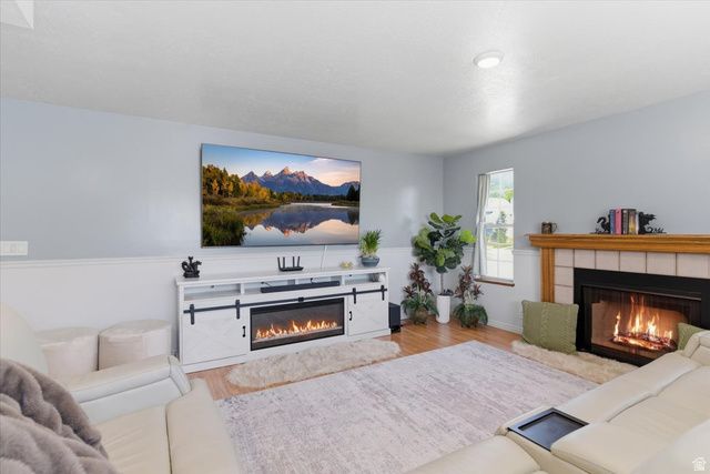 2144 E 3000 N, Layton, UT 84040