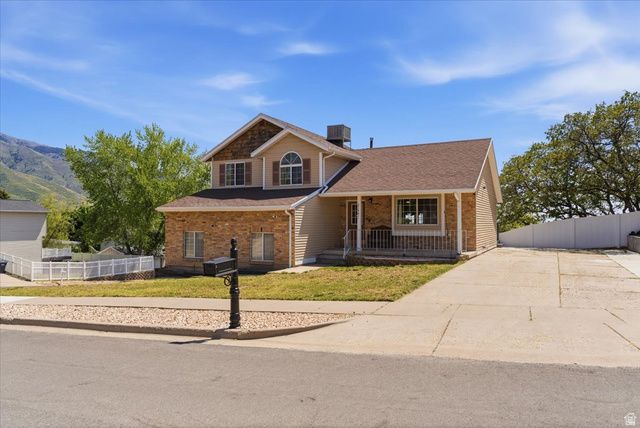 2144 E 3000 N, Layton, UT 84040