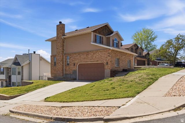 2144 E 3000 N, Layton, UT 84040