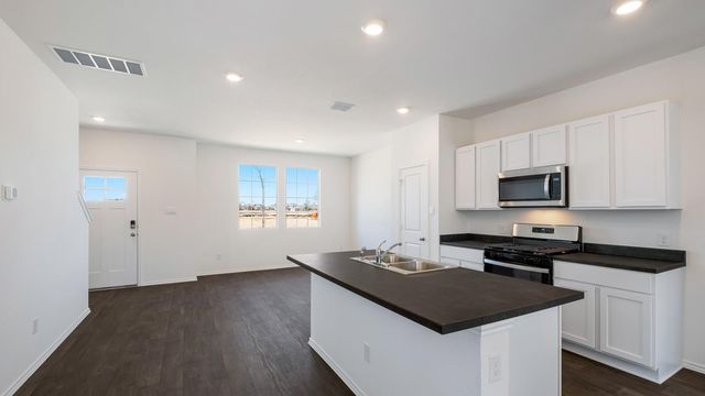 302 Puerto Plata Ave, Bastrop, TX 78602