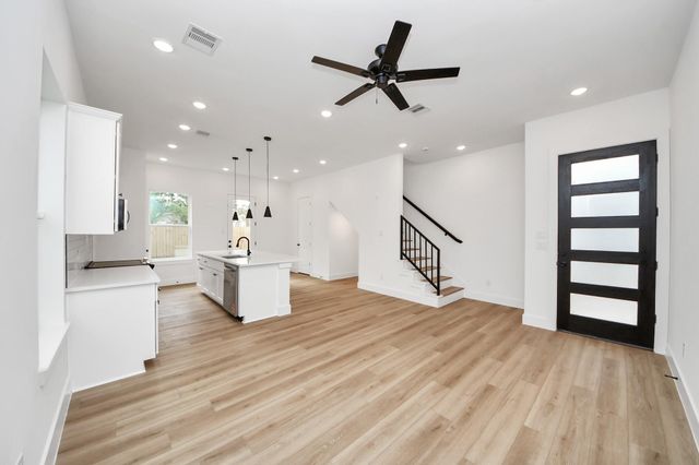 2708 Bostic Street B, Houston, TX 77093