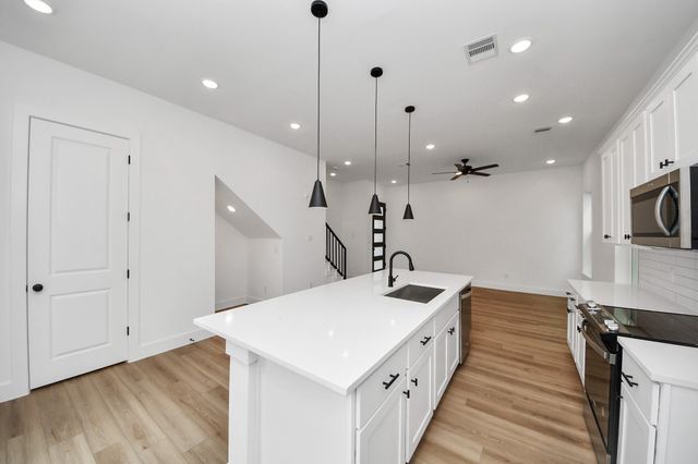 2708 Bostic Street B, Houston, TX 77093