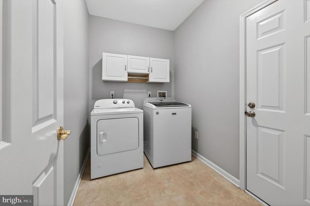 189 ALEKSANDER LN, Mount Royal, NJ 08061