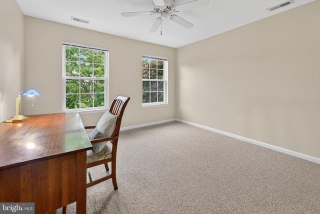 189 ALEKSANDER LN, Mount Royal, NJ 08061