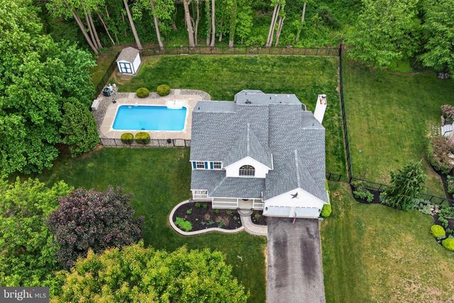 189 ALEKSANDER LN, Mount Royal, NJ 08061