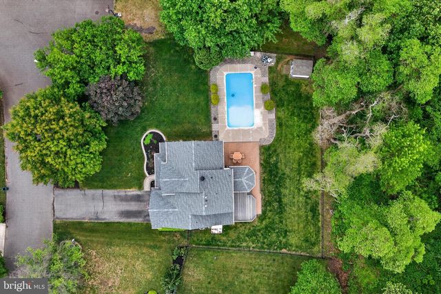 189 ALEKSANDER LN, Mount Royal, NJ 08061