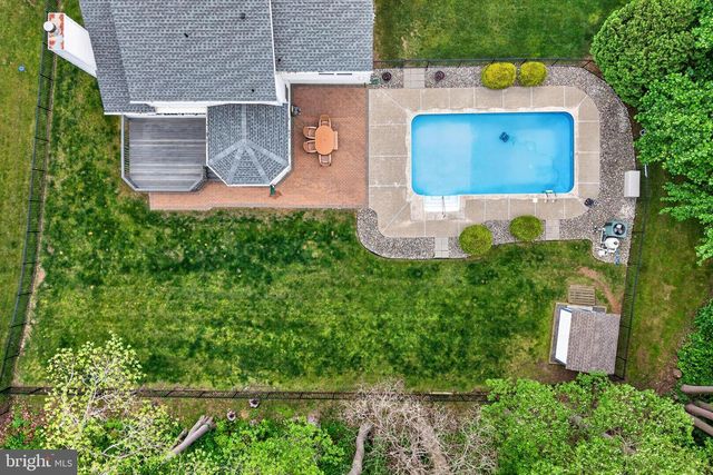 189 ALEKSANDER LN, Mount Royal, NJ 08061