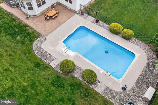 189 ALEKSANDER LN, Mount Royal, NJ 08061