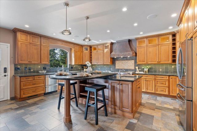 23435 Summit Road, Los Gatos, CA 95033