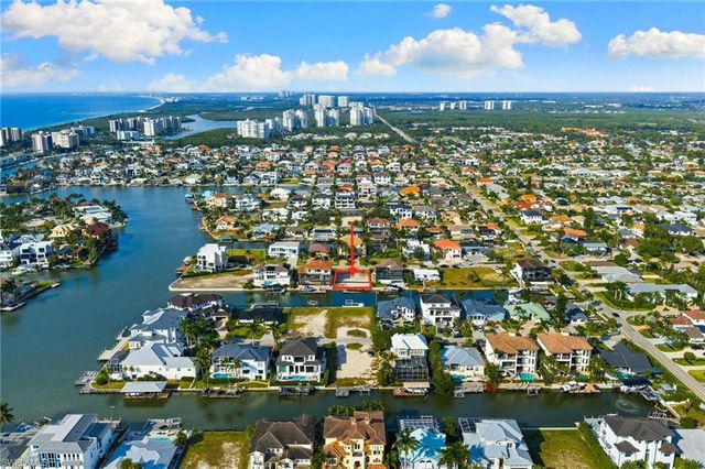 418 Seagull AVE, Naples, FL 34108