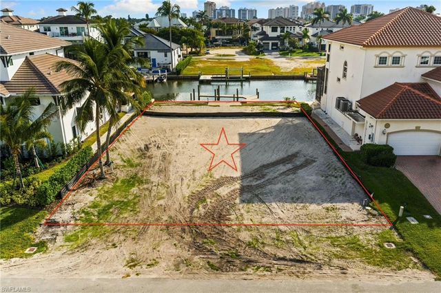 418 Seagull AVE, Naples, FL 34108