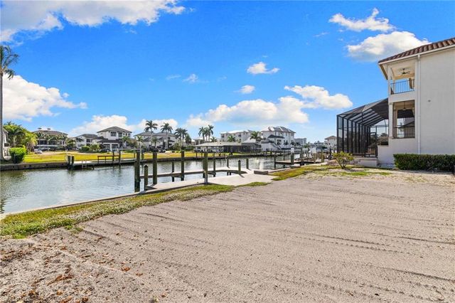 418 Seagull AVE, Naples, FL 34108