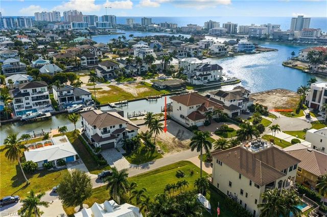 418 Seagull AVE, Naples, FL 34108