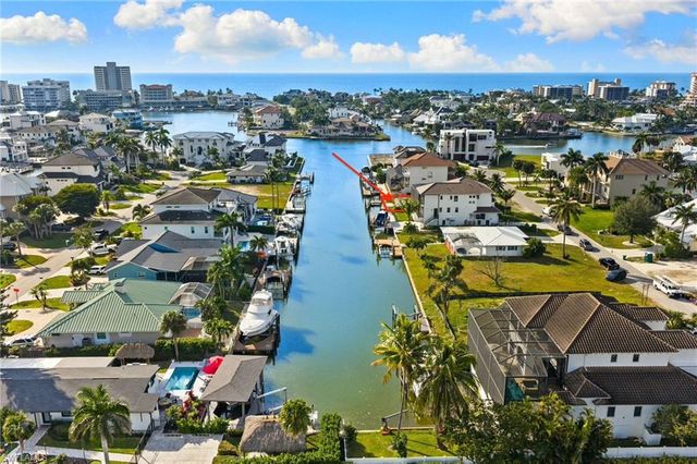 418 Seagull AVE, Naples, FL 34108