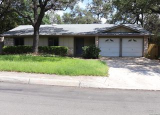 8726 TIMBERBRIAR ST, San Antonio, TX 78250