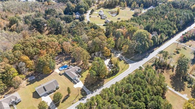 5172 Jordan Valley Road, Trinity, NC 27370