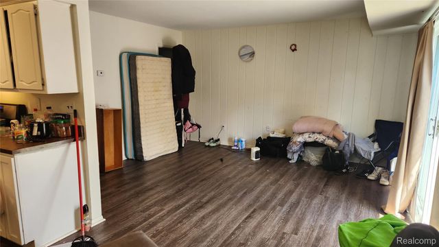 15754 Dupage Boulevard, Taylor, MI 48180