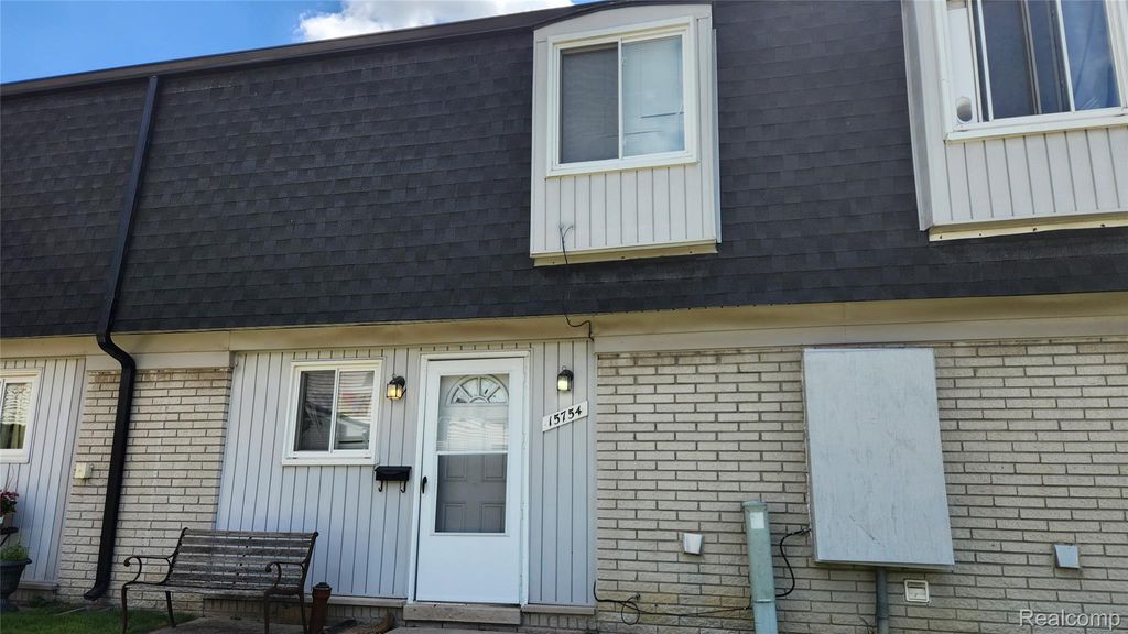 15754 Dupage Boulevard, Taylor, MI 48180