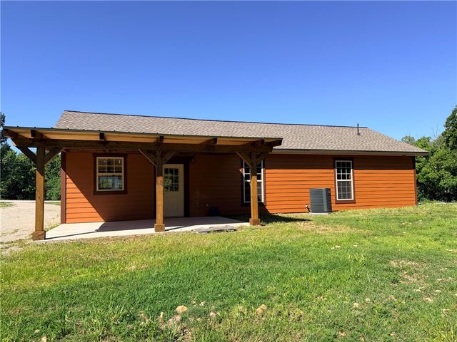8030 Norvel Drive, Harrison, AR 72601