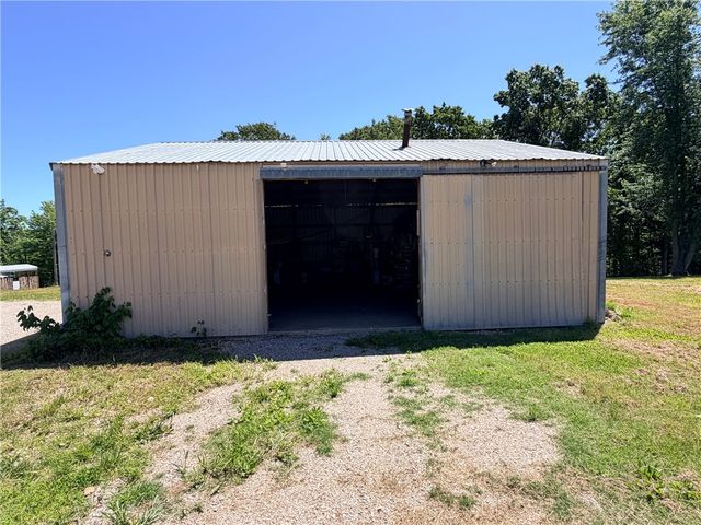 8030 Norvel Drive, Harrison, AR 72601