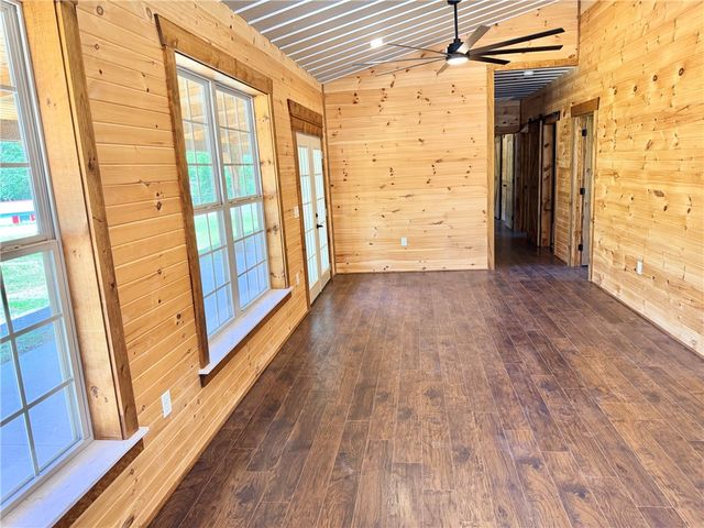 8030 Norvel Drive, Harrison, AR 72601