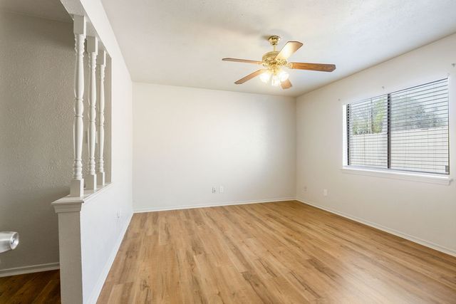 452 Matterhorn Street, Cedar Hill, TX 75104