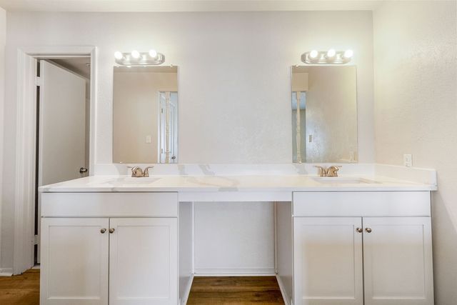 452 Matterhorn Street, Cedar Hill, TX 75104