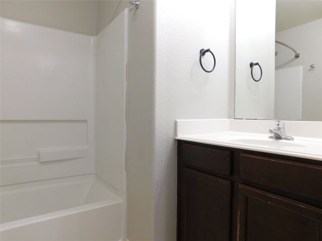 125 Eider Drive, Sanger, TX 76266