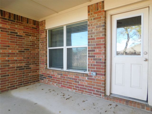 125 Eider Drive, Sanger, TX 76266