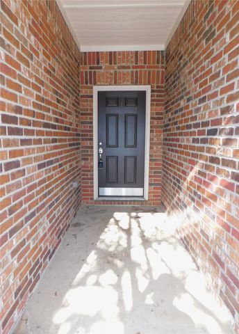 125 Eider Drive, Sanger, TX 76266