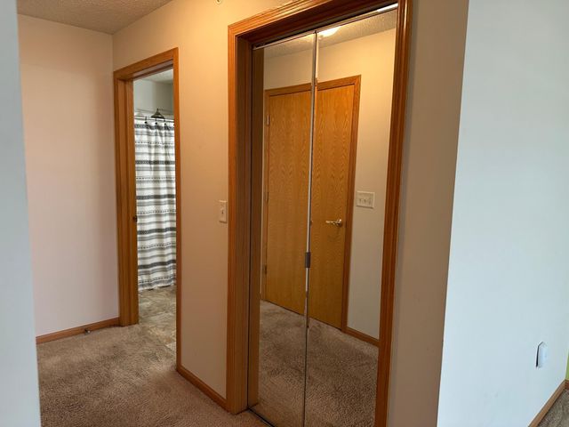 2231 Penn Place 322, North Saint Paul, MN 55109