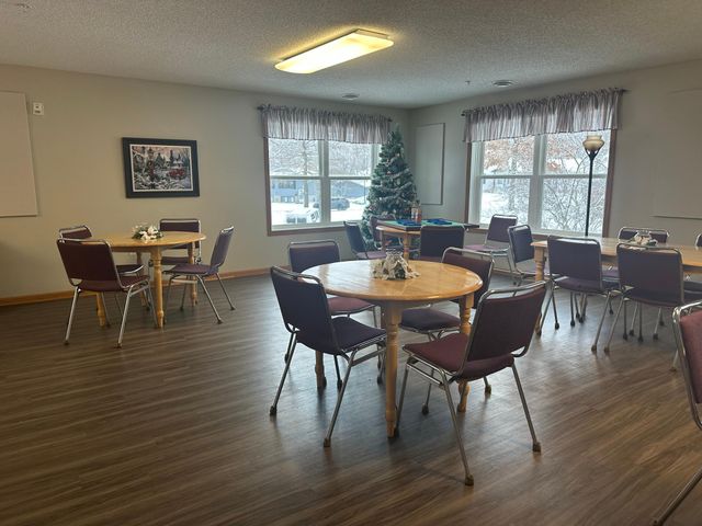 2231 Penn Place 322, North Saint Paul, MN 55109