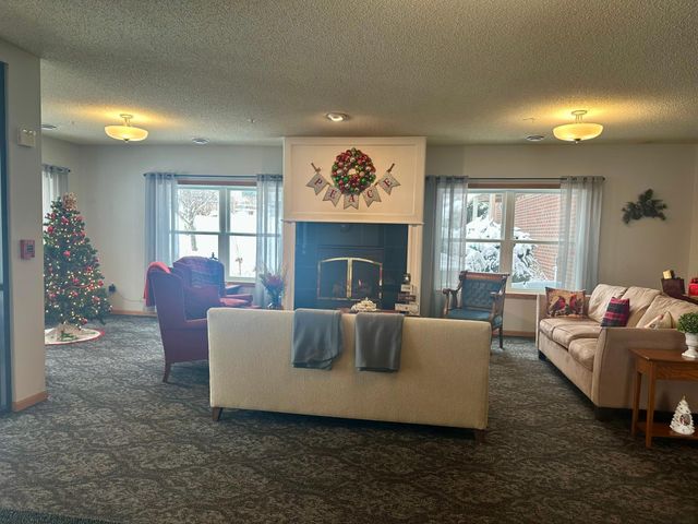 2231 Penn Place 322, North Saint Paul, MN 55109