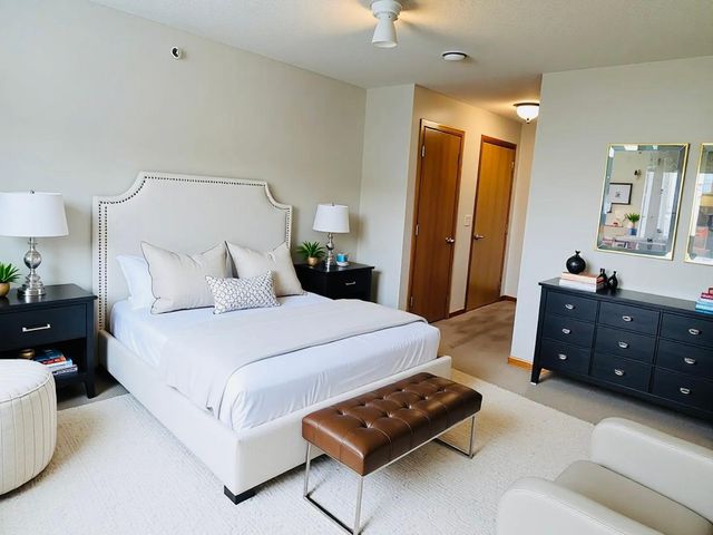 2231 Penn Place 322, North Saint Paul, MN 55109