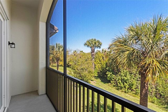 943 NORMANDY TRACE ROAD, Tampa, FL 33602