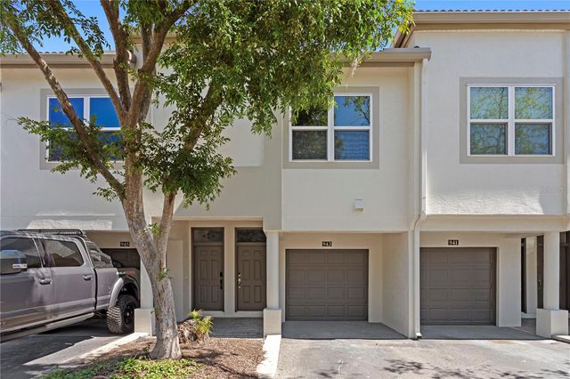 943 NORMANDY TRACE ROAD, Tampa, FL 33602