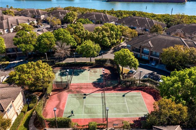 943 NORMANDY TRACE ROAD, Tampa, FL 33602