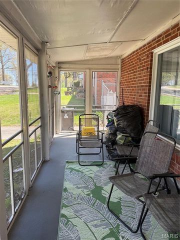 7710 Carleton Avenue, University City, MO 63130