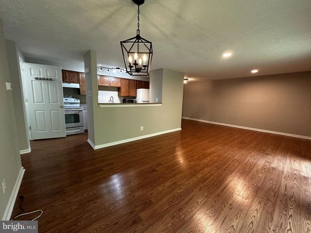 7 TEABERRY CT, Marlton, NJ 08053