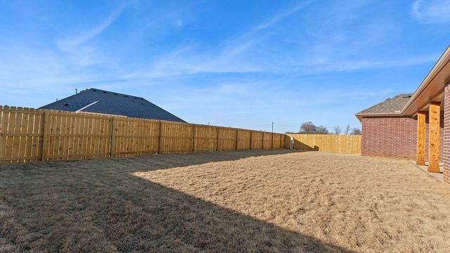 147 N Banner Avenue, Farmington, AR 72730