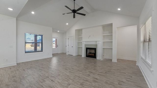 147 N Banner Avenue, Farmington, AR 72730