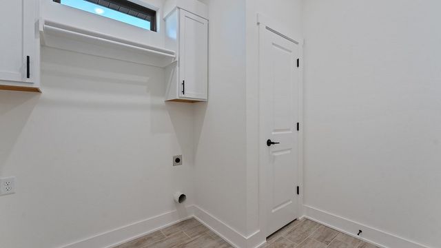 147 N Banner Avenue, Farmington, AR 72730