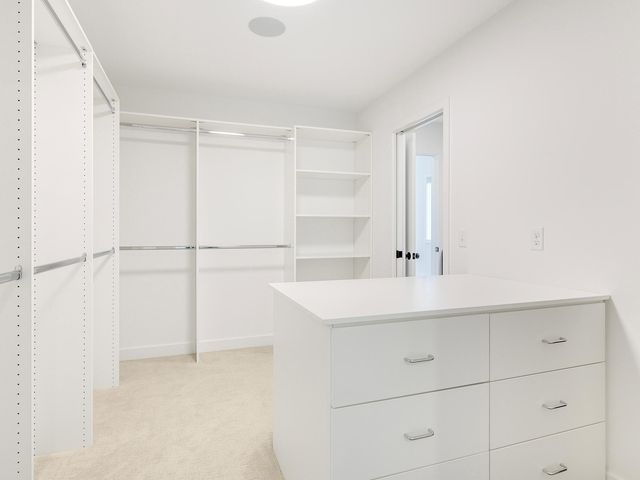 223 Old Wildwood Road, Mahtomedi, MN 55115