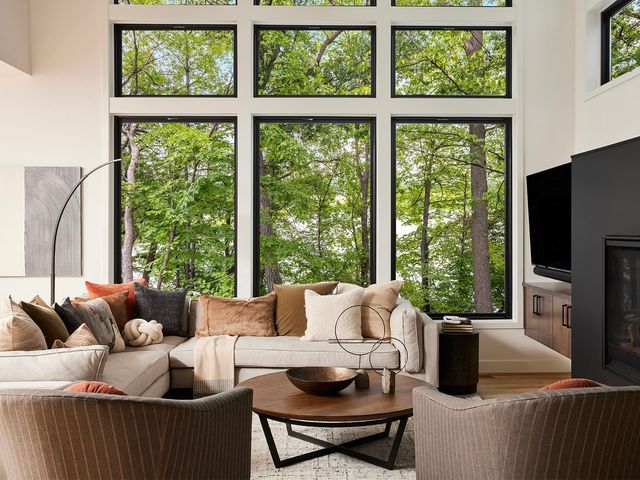 223 Old Wildwood Road, Mahtomedi, MN 55115