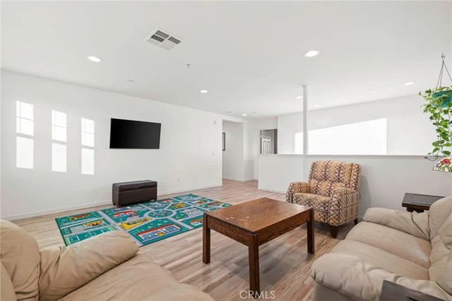 5148 W Avenue J5, Lancaster, CA 93536